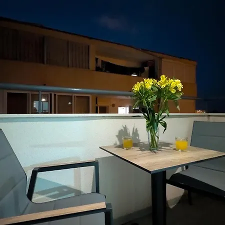 Apartment Playa Feliz *